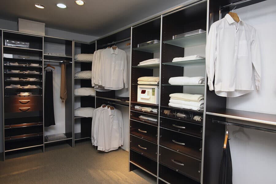 Custom Closets with custom pricing