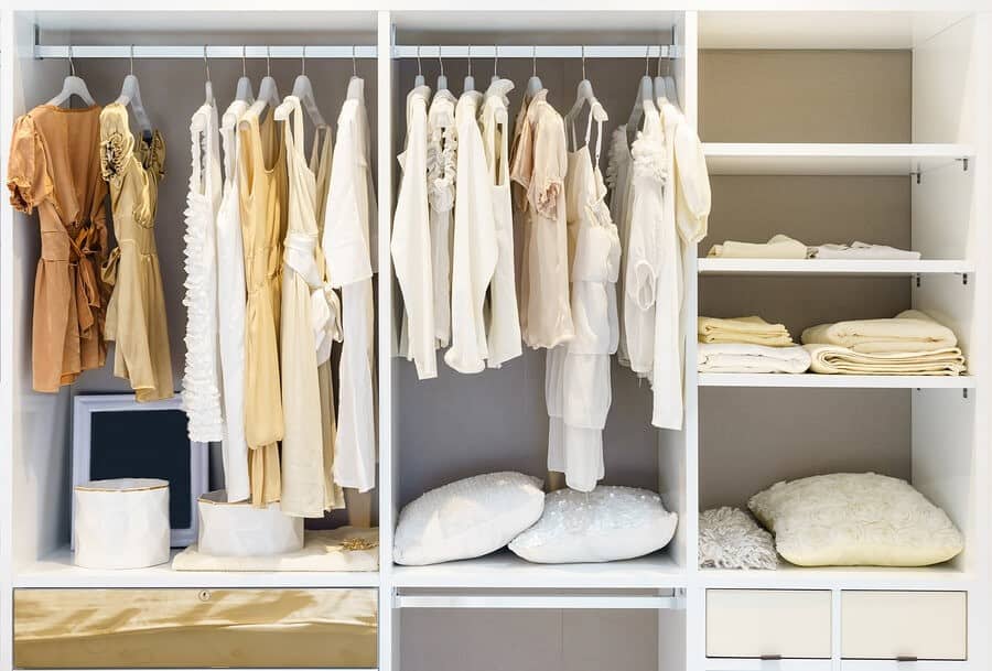 Designing an Efficient Bedroom Closet Organizer - Imagine the Room